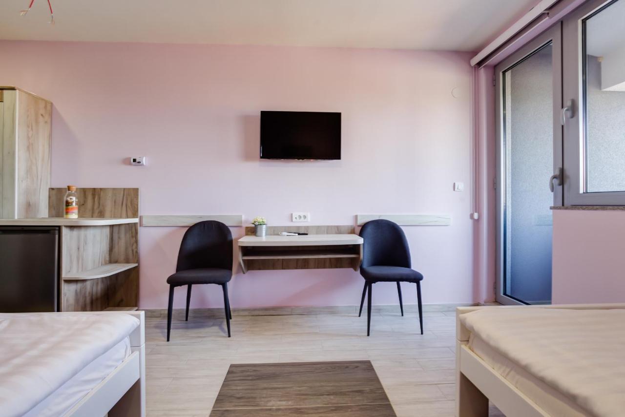 Apartments Singidunum 4 Lux Belgrade Exterior photo